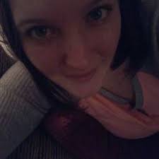 Karina Archer's Instagram, Twitter & Facebook