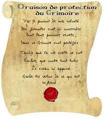 Vous connaissez maintenant 10 aphrodisiaques qui marchent vraiment. Fabriquer Un Grimoire De Sorciere Grimoire De Sorciere Grimoire Livres De Sortileges