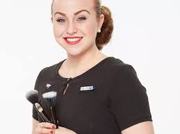 Beauty advisor shares tips with three cancer sufferers