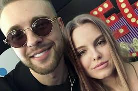 Egor creed ni le znana oseba, nadarjen fant, ampak tudi zavidanja vreden prvostopenec. CaÈ™tigÄƒtoarea Show Ului Holostyak Daria Kliukina È™i A FÄƒcut O Schimbare RadicalÄƒ De Look Crede CÄƒ Il Va Cuceri Astfel Pe Egor Kreed Ea Md