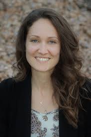 Robyn Stanley's Instagram, Twitter & Facebook