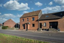 Das haus ist in massivbauweise errichtet und geschmackvoll eingerichtet. Neu Im Verkauf Ubach Palenberg I Doppelhaushalfte I Wohnflache Ca 139 M I Zimmer 5 I Grundstucksflache 494 Immobilien Haus Verkaufen Immobilien Kaufen