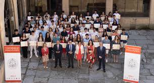 Zlata unveils her body for your pleasure