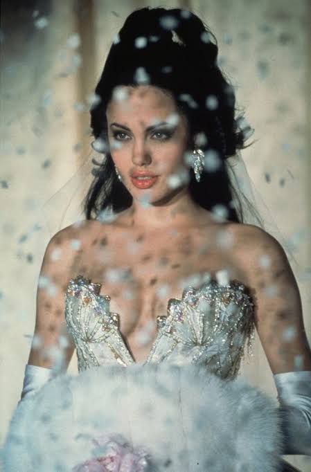 Gia' sheds light on the dark sides of the modeling culture – Reading Eagle