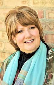 We are sad to announce the passing of one of our favorite soloists, Deb  Guscott. She soloed with us ten times, most recently at our Symphony Center  April 2016 performance of Mahler's