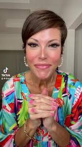 Danielle Roper's Instagram, Twitter & Facebook