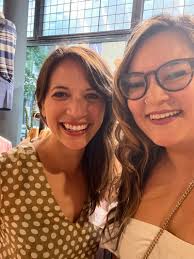 🍀There are few moments where luck and life combine, and you find yourself  in a room with the incredible women who paved the road to sustainable  business.