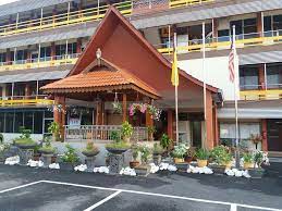 .syariah (negeri sembilan) 2003, enakmen keterangan mahkamah syariah (negeri sembilan) 2003, enakmen tatacara jenayah syariah (negeri yang lalu, sebuah bangunan tiga tingkat yang tersergam indah terletak di atas sebidang tanah seluas 1 ½ ekar, di atas bukit berhampiran dengan. Pejabat Daerah Dan Tanah Tampin Home Facebook