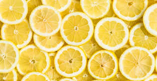 Kebelakangan ini kita selalu nampak perkongsian kelebihan minum air rendaman lemon di facebook kan. 11 Manfaat Lemon Beri Kesegaran Tubuh Dan Dahaga