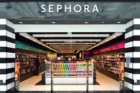 Als renommierter und innovativer retailer bietet sephora seinen kunden, mit den besten produkten und marken, ein einzigartiges. Sephora Geschaft Frankfurt Frankfurt Am Main Zeil 60313 Sephora