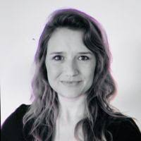 Amber Collette's Instagram, Twitter & Facebook