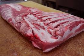 Amazon.co.jp: 黒豚 バラ ブロック 500g 国産 豚バラ肉 角煮 焼き豚 業務用 : 食品・飲料・お酒