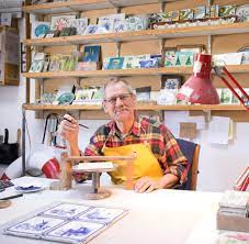 Aber nicht nur für die befestigung. Fliesenhandler Schittek Wenn Ein Bad Wieder In Schonem 70 Jahre Grun Leuchtet Welt