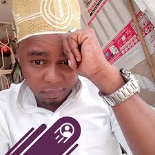 JE HAYA NI MAPENZI!! 130: Sam akiwa amelewa sana aliamua sasa kwenda  kupanda gari yake ili arudi nyumbani kwake. Kwavile alikuwa amelewa  alijikuta akiendesha gari hovyo hovyo. Muda kidogo gari ya Sam