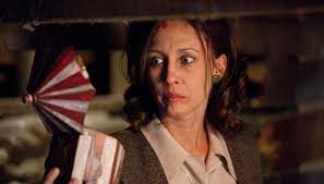 The conjuring completes a modern supernatural horror film trifecta started with wan's own insidious in. The Conjuring Reviews Screen