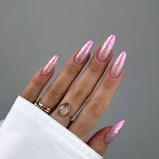 31 Glitter Ombré Nail Designs For Your Bejeweled Era