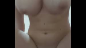 Novinha siliconada dentando de frente - XNXX.COM