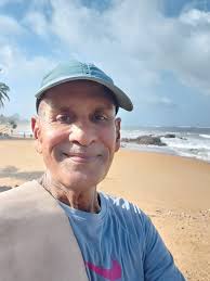 Hello runners ! 🔥 Running with lot wind rain in britain in France 💪  running with a team this morning. Have a good day 🙏