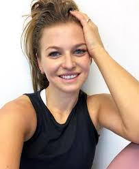 I love the kind of woman that can kick my ass. Robert Lewandowski S Wag Trolled For Cheeky Oktoberfest Snap Before Champions League Clash Daily Star