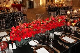 An Elegant Black Tie Wedding In Atlanta Munaluchi Bride Black Tie Wedding White Wedding Flowers Wedding