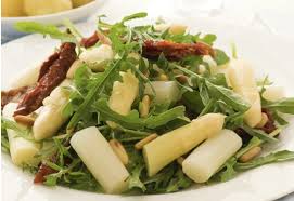 2 o 3 cucchiai di. Contorno Di Primavera Insalata Di Asparagi E Rucola
