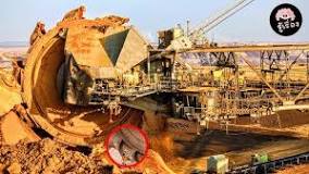 เจาะลึกเครื่องจักรที่ใหญ่ที่สุดในโลก Bagger 288 ! 🏗️ - YouTube