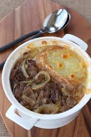 Set to cook for 4 to 5 hours on high or 6 to 8 hours on low. Slow Cooker Beefy French Onion Soup An Onion Soup Recipe With Beef