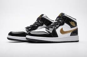 Air Jordan 1 Mid Patent Black White Gold 
