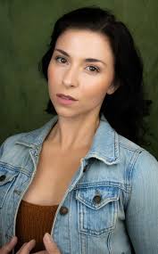 📸 Hi everyone! My name is Dasha, and I'm a photographer. I recently moved  to Charlotte, and I'm excited to offer: ✨ Individual photo sessions ✨ Love  stories ✨ Portraits ✨ Conceptual