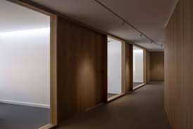 Recessed lighting installation necessary objects blazers. The Tracking Magnet By Flos Stylepark
