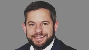 Kenneth Dettman Joins EZ-ERC as CEO and Recruits Maxwell Burns as MD