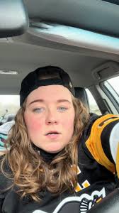 my mom hates me. here’s a little bit of my story #foryoupage #fypシ #fyp  #mom #family #storytime #viral #viraltiktok #viralvideo