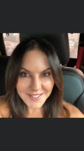 Dana Karlin's Instagram, Twitter & Facebook