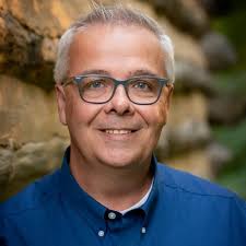 Ryan Klingensmith, LPC, NCC (@shapethesky) • Instagram photos and videos