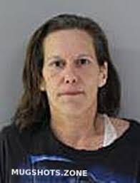 Candace Weller's Instagram, Twitter & Facebook