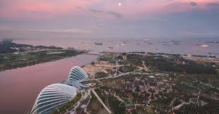 Located on the marina bay waterfront in the heart of singapore, gardens by the bay is the most iconic, recognizable, and admired marvel of engineering. Gardens By The Bay Singapore Features Building