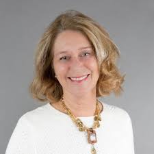 Liviu Vizitiu Receives The 2023 Larry & Esther Weins Award