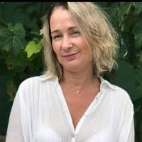 60+ perfis com “Klug”