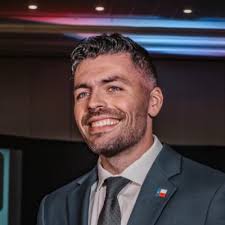 Jennifer Baysinger (@JenBaysinger)