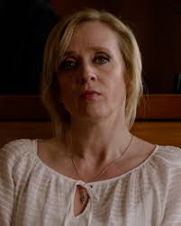 Vanavond valt de beslissing in de familierechtbank. Wie krijgt er volgens  jou gelijk? Femke 👱‍♀️ of Peter 👨