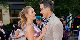 Blake lively brought the charm necklace trend into summer 2021. Qy2nf3p8bfkyhm