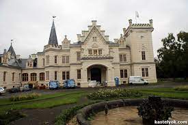 Században voltak birtokai a környéken. Kastelyok Com Nadasdladany Nadasdy Kastely 2020 Facebook