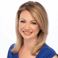 Who remembers this guy? WFMZ reporter, Carl Madonna from around 2005-06.  Maybe you've put two and two together. He is my husband and today we  celebrate our anniversary. Funny thing is, we