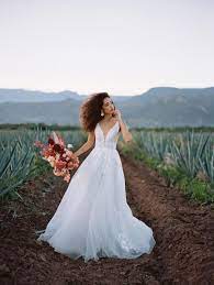 Wedding Dresses Fort Worth Dallas Texas Ava S Bridal Couture Floral Wedding Dress Wedding Dresses Brides Wedding Dress