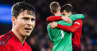 Unsung player, born 17 jul 1994) is a sweden professional footballer who plays as a center back for unsung player in world league. Sa Hyllas Victor Nilsson Lindelof I Storbritannien I Natt Efter Succen Mot Chelsea