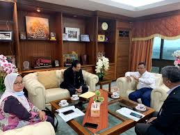 Bahagian perancangan strategik & komunikasi korporat. Perjumpaan Dengan Jabatan Peguam Negara Mengenai Kes Pencemaran Sg Gong Inisiatif