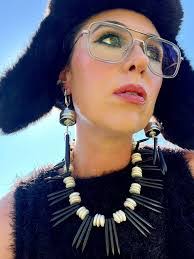 Nicole Chamberlain's Instagram, Twitter & Facebook