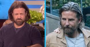 Watch Jason Sudeikis Use His Long Hair To Impersonate Bradley Cooper In A Star Is Born Bradley Cooper Hair Jason Sudeikis A Star Is Born