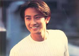 Bản sao Lâm Chí Dĩnh" lão hoá ngược ở tuổi 50, hết thời ngồi một chỗ vẫn  kiếm 200 tỷ dễ dàng