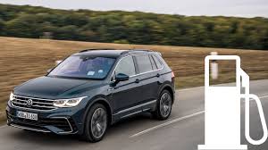 2021, diesel (147 kw) cena: Volkswagen Tiguan Ehybrid Travel Assist Test With Fuel Power Consumption Economy 1001cars Youtube
